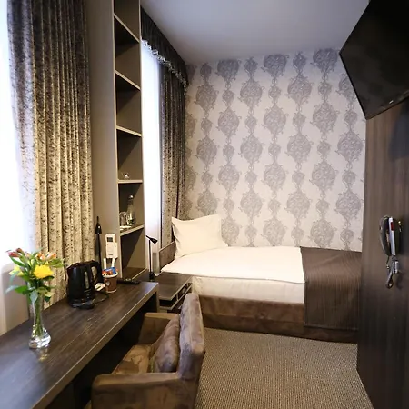 Forma Hotel
