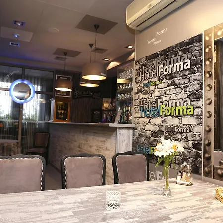 호텔 Forma 3*