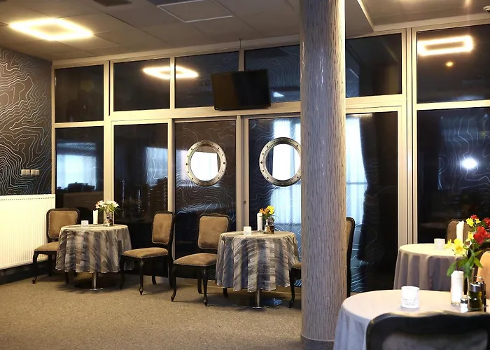 מלון Forma פילה