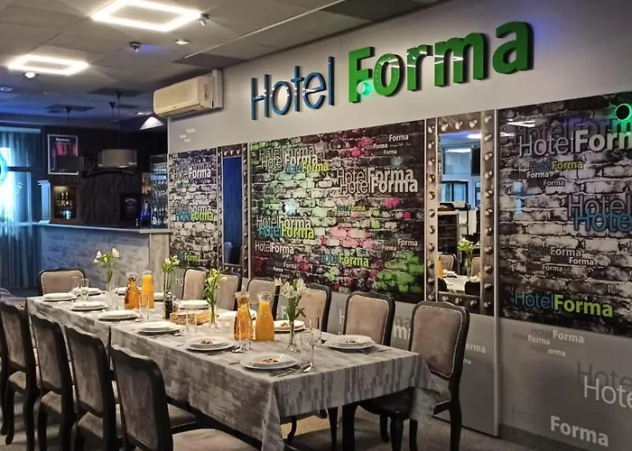 מלון Forma